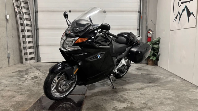 2009 BMW, 53 173 km, dovoz Kanada — foto 2 z 5