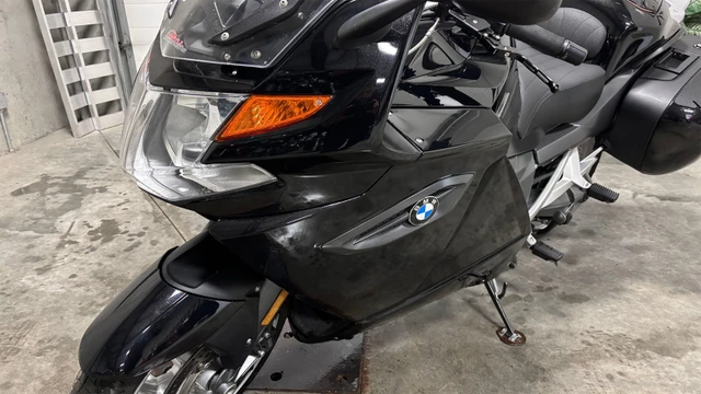 2009 BMW, 53 173 km, dovoz Kanada — foto 5 z 5
