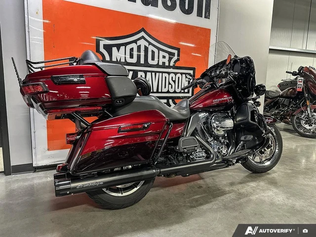 2014 Harley-Davidson, 75 964 km, dovoz Kanada — foto 4 z 5