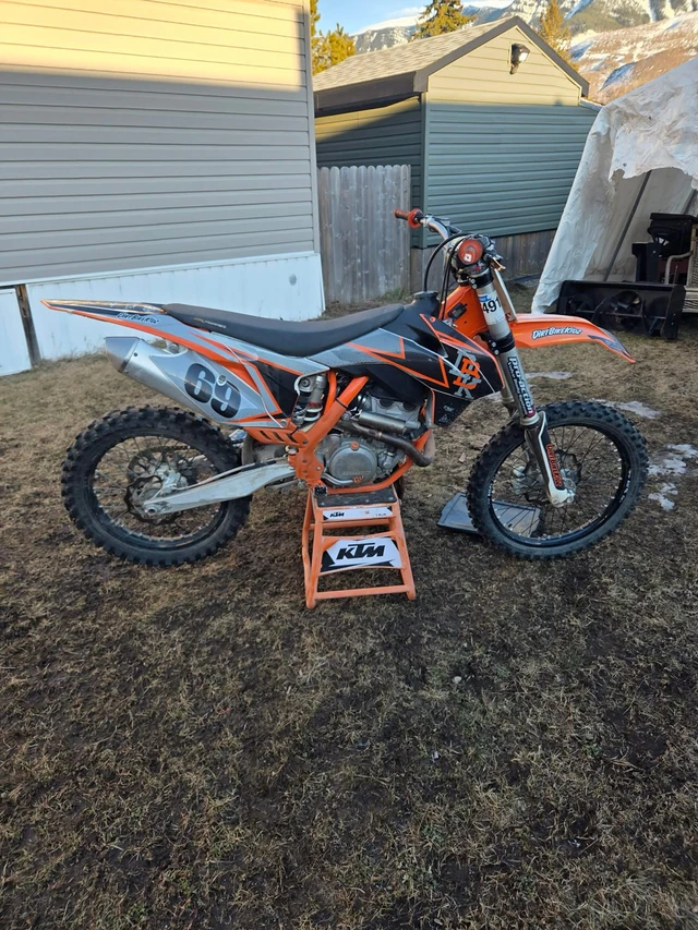 2014 KTM, 152 km, dovoz Kanada — foto 2 z 4