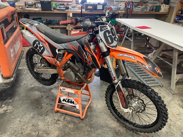 2014 KTM, 152 km, dovoz Kanada — foto 3 z 4