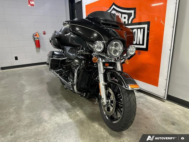 2016 Harley-Davidson, 43 489 km, dovoz Kanada — foto 2 z 5