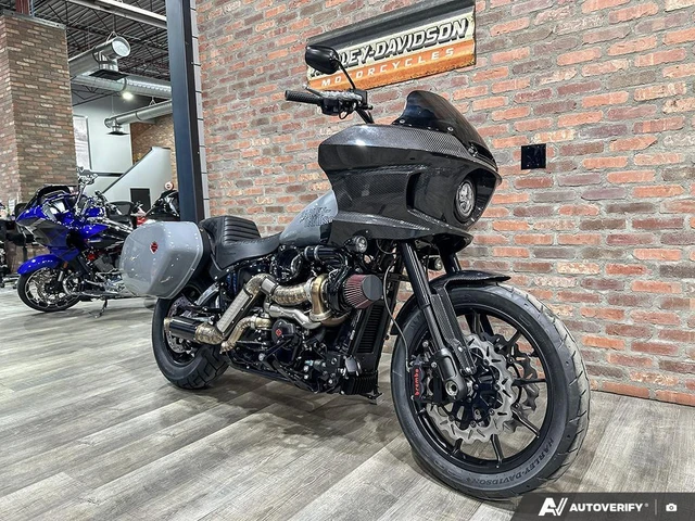2026 Harley-Davidson, 15 km, dovoz Kanada — foto 2 z 5