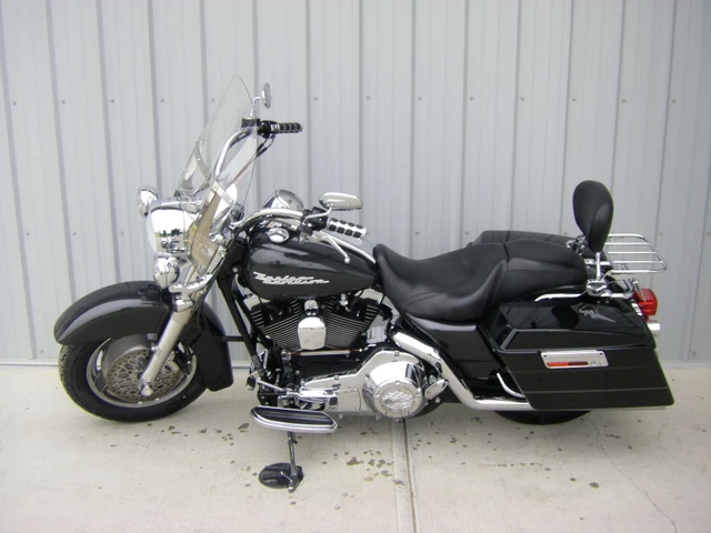 2005 Harley-Davidson, 44 672 km, dovoz Kanada — foto 4 z 5