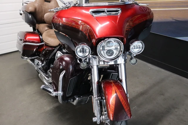2014 Harley-Davidson, 102 436 km, dovoz Kanada — foto 3 z 5