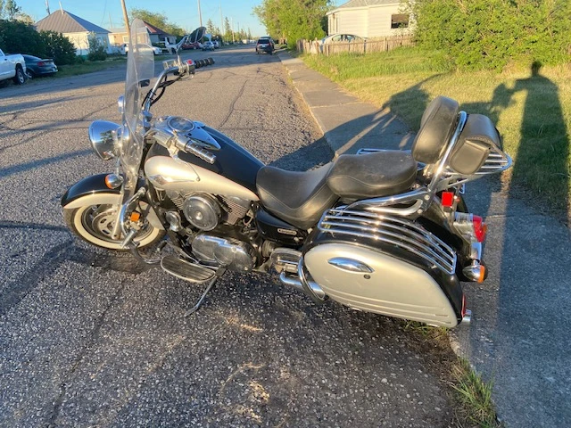 2005, 27 600 km, dovoz Kanada — foto 3 z 4