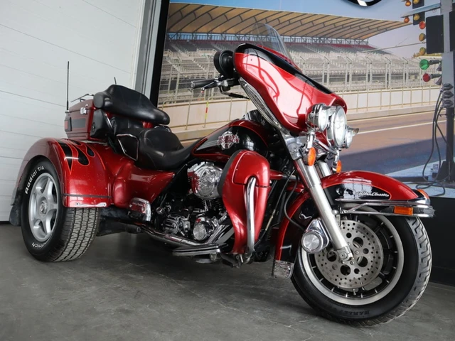 2006 Harley-Davidson, 88 533 km, dovoz Kanada — foto 2 z 5