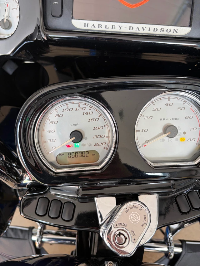 2015 Harley-Davidson, 50 000 km, dovoz Kanada — foto 5 z 5