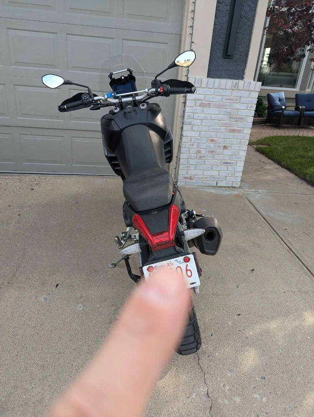 2024, 8 500 km, dovoz Kanada — foto 2 z 3