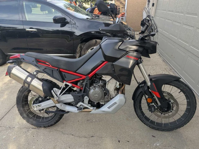 2024, 8 500 km, dovoz Kanada — foto 3 z 3