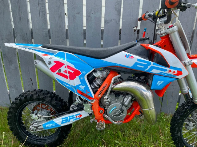 2018 KTM, dovoz Kanada — foto 3 z 5