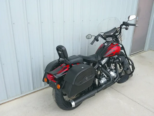 2009 Harley-Davidson, 29 979 km, dovoz Kanada — foto 3 z 5
