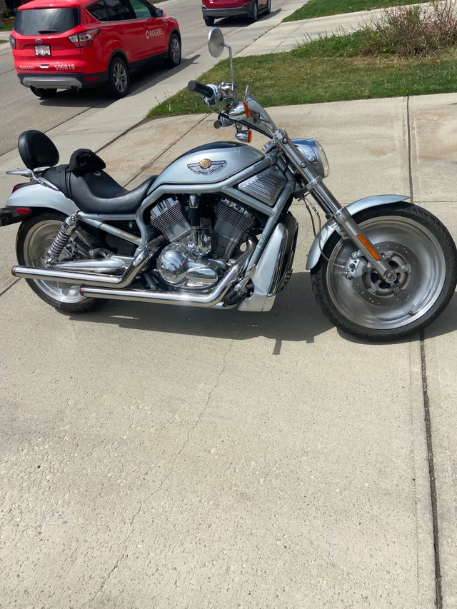 2003 Harley-Davidson, černá, 19 200 km, dovoz Kanada — foto 3 z 4