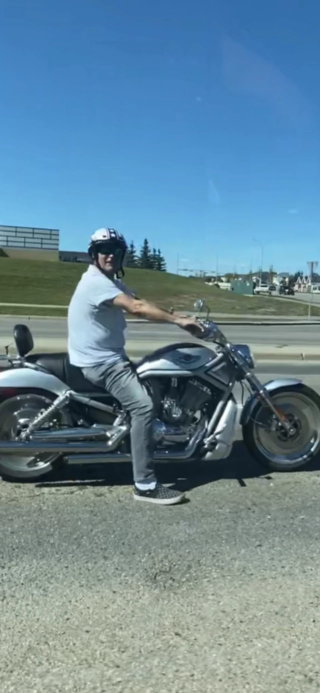 2003 Harley-Davidson, černá, 19 200 km, dovoz Kanada — foto 4 z 4