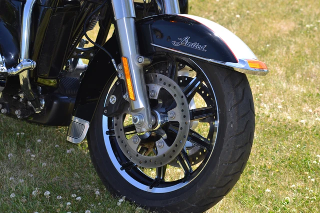 2015 Harley-Davidson, 54 000 km, dovoz Kanada — foto 3 z 5