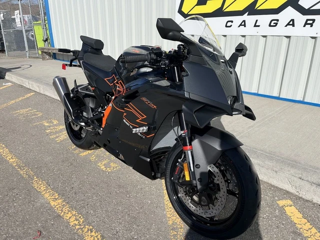 2026 KTM, dovoz Kanada — foto 2 z 5