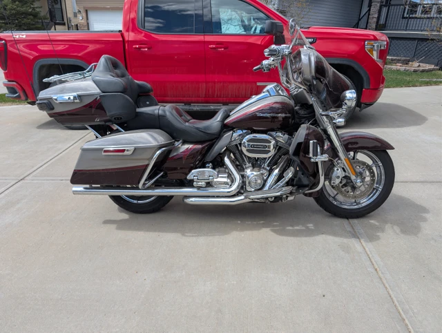 2015 Harley-Davidson, 53 407 km, dovoz Kanada — foto 4 z 5