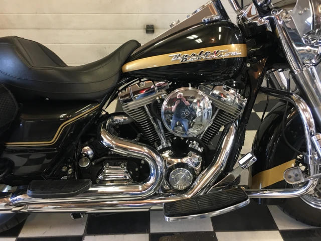 2005 Harley-Davidson, 1 km, dovoz Kanada — foto 3 z 5