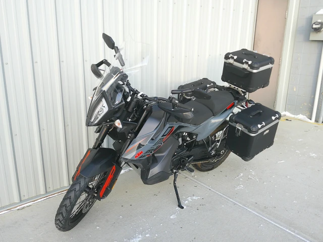 2021 KTM, 3 778 km, dovoz Kanada — foto 5 z 5