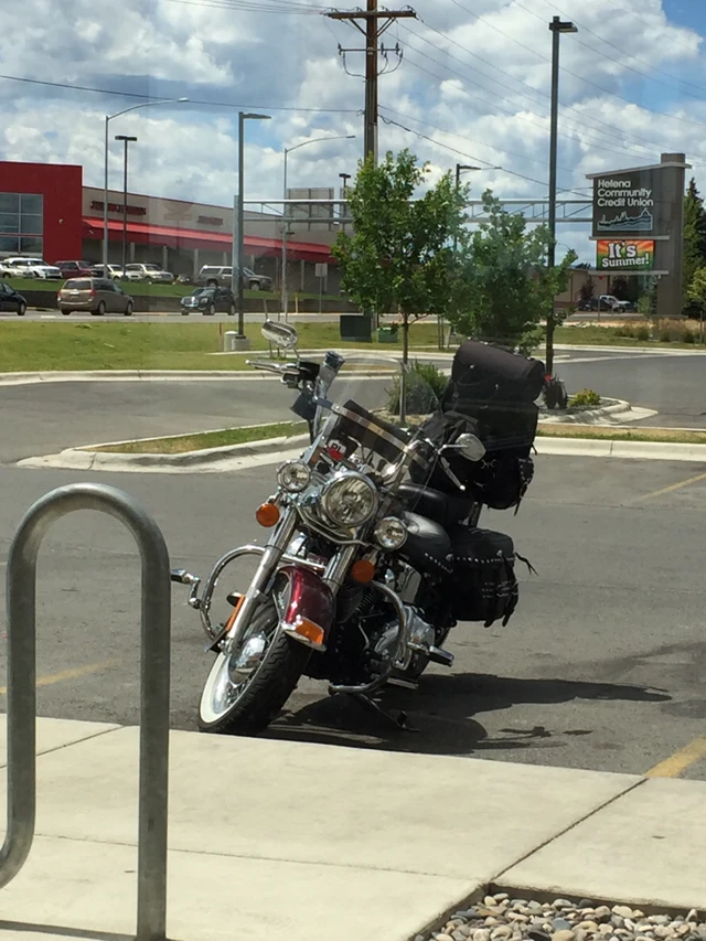 2015 Harley-Davidson, 34 000 km, dovoz Kanada — foto 4 z 5
