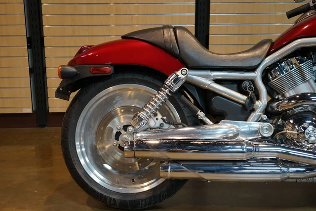 2004 Harley-Davidson, 12 891 km, dovoz Kanada — foto 4 z 5