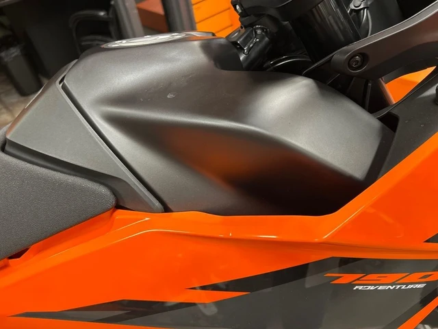 2026 KTM, 12 km, dovoz Kanada — foto 4 z 5