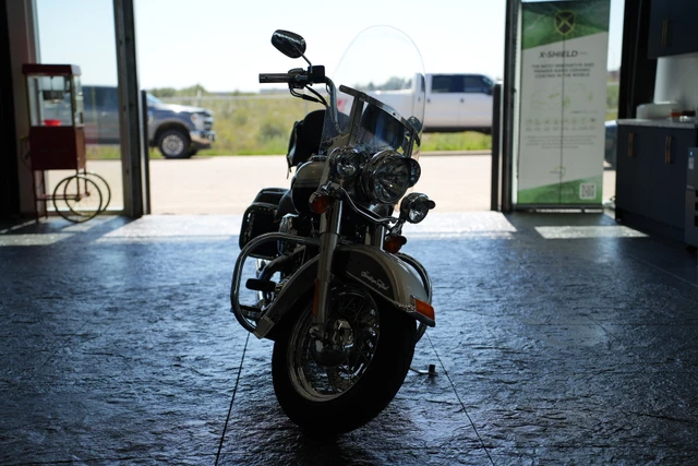 2003 Harley-Davidson, červená, 35 235 km, dovoz Kanada — foto 2 z 5