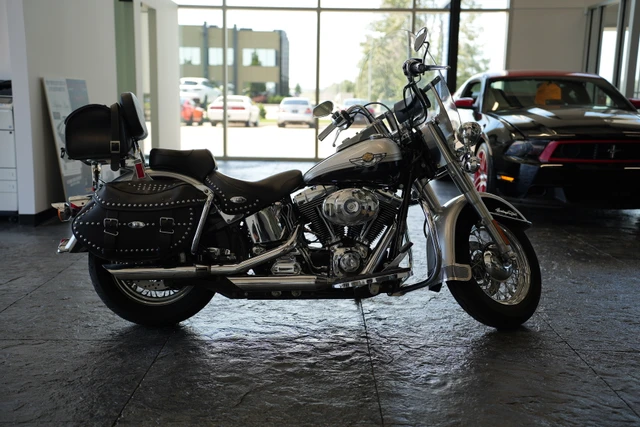 2003 Harley-Davidson, červená, 35 235 km, dovoz Kanada — foto 4 z 5