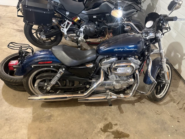 2013 Harley-Davidson, 8 000 km, dovoz Kanada — foto 4 z 5