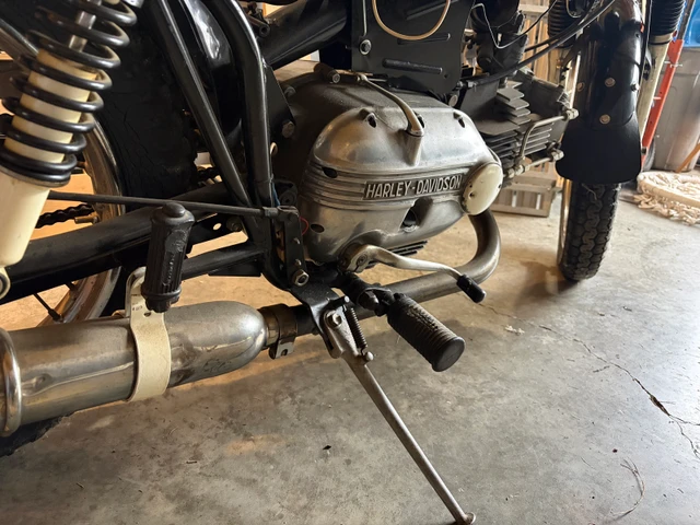 1966 Harley-Davidson, červená, 11 896 km, dovoz Kanada — foto 4 z 5
