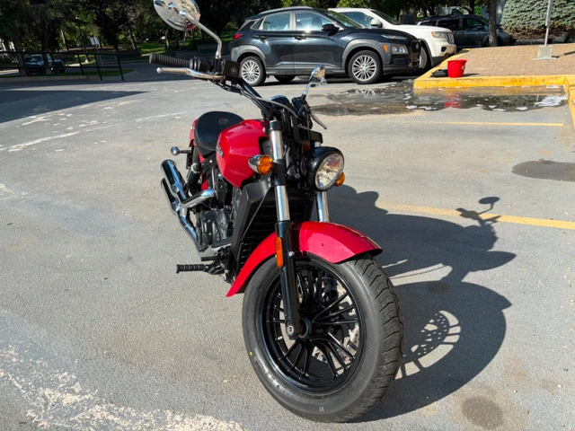 2016 Indian, 6 210 km, dovoz Kanada — foto 3 z 5
