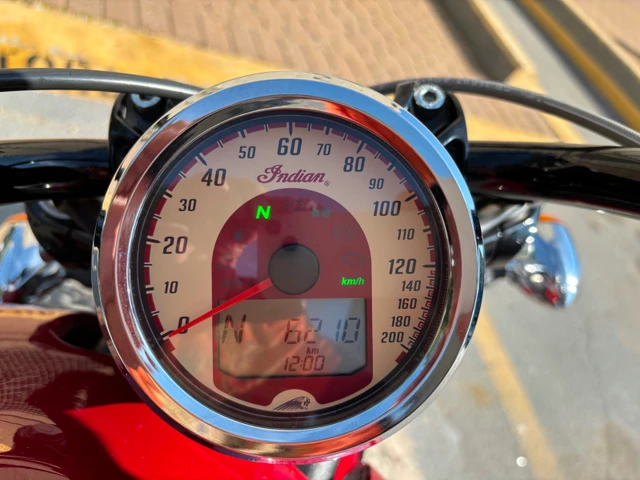 2016 Indian, 6 210 km, dovoz Kanada — foto 5 z 5
