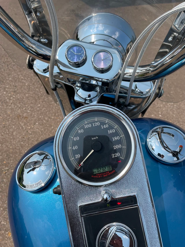 2006 Harley-Davidson, 24 300 km, dovoz Kanada — foto 3 z 5
