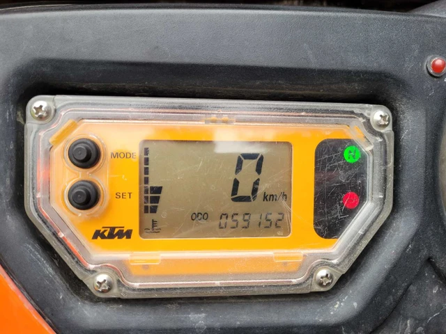 2005 KTM, 59 152 km, dovoz Kanada — foto 5 z 5