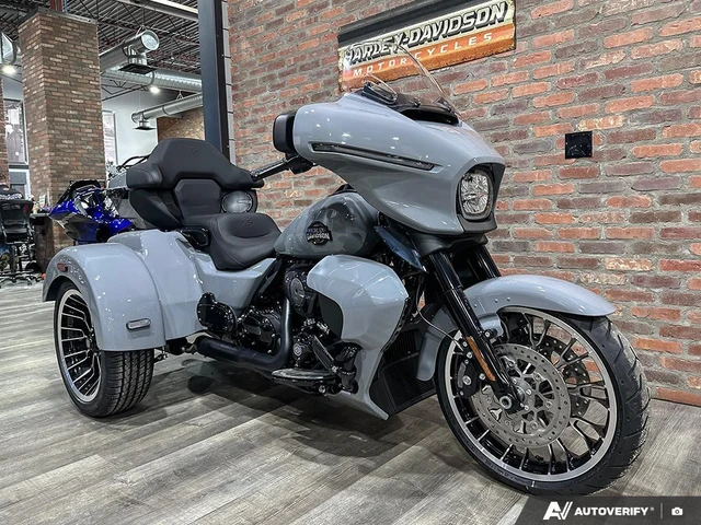 2026 Harley-Davidson, dovoz Kanada — foto 2 z 5