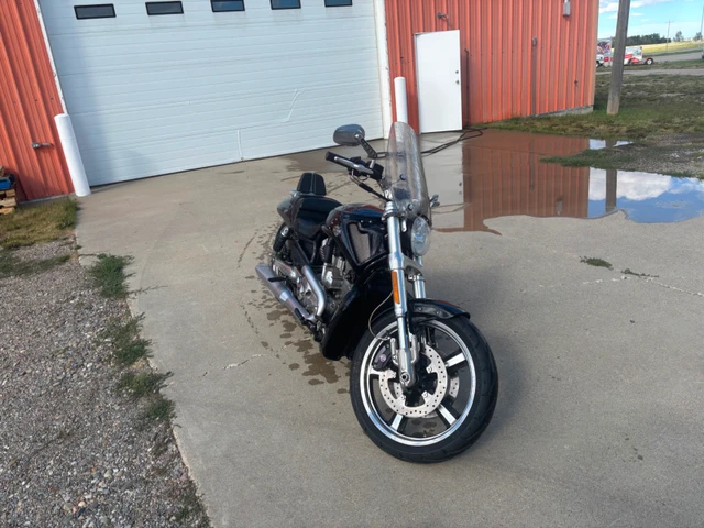 2012 Harley-Davidson, 20 468 km, dovoz Kanada — foto 2 z 5