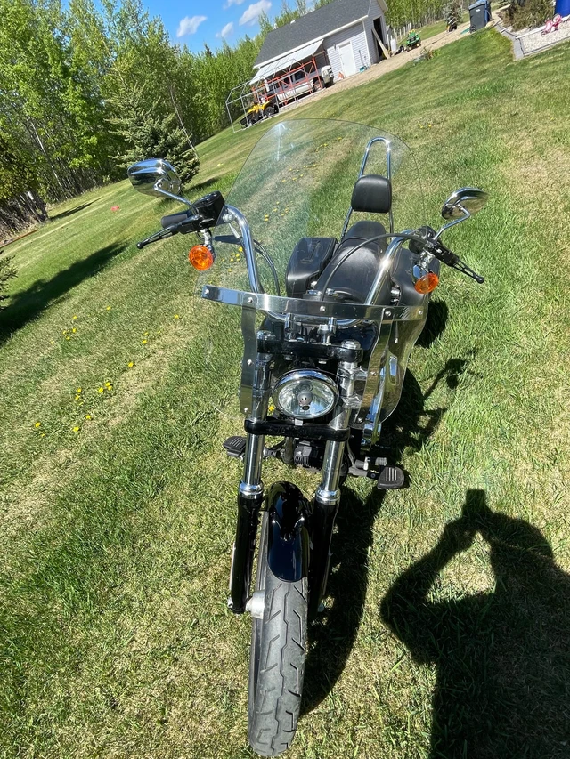 2013 Harley-Davidson, 7 750 km, dovoz Kanada — foto 4 z 5