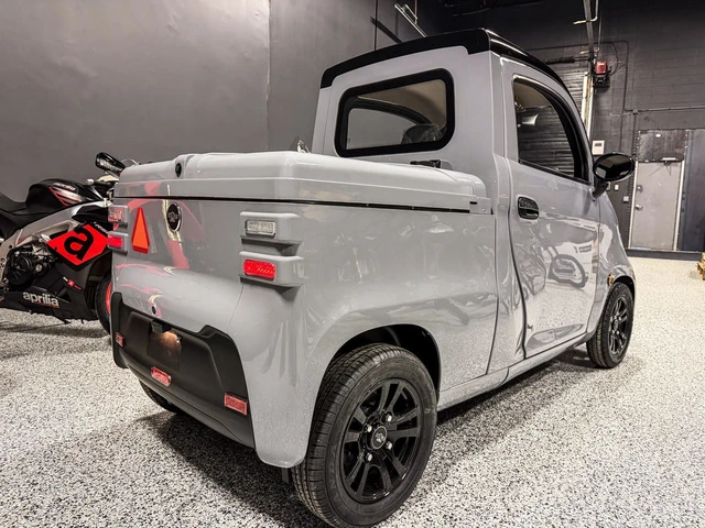 2025, dovoz Kanada — foto 3 z 5