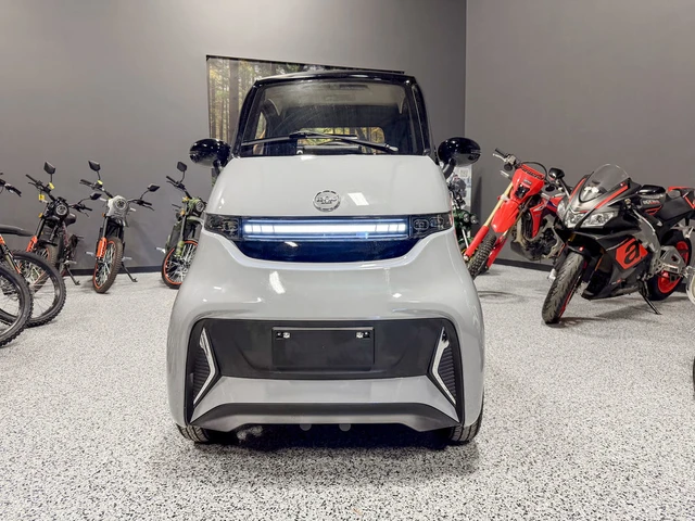 2025, dovoz Kanada — foto 5 z 5