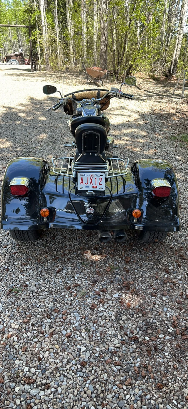 2009 Suzuki, 800 km, dovoz Kanada — foto 4 z 5