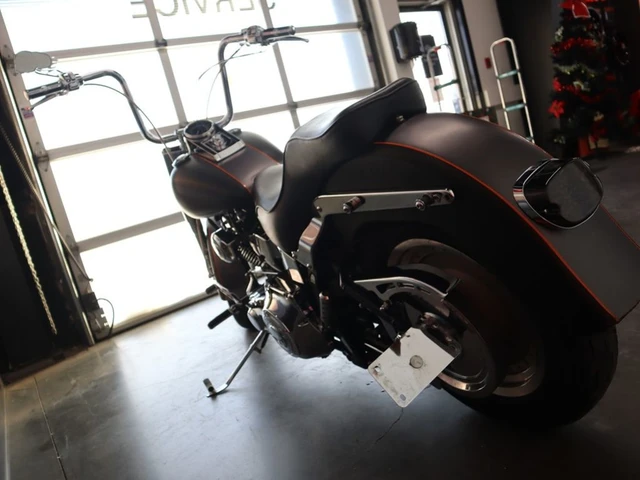 2003 Harley-Davidson, 32 778 km, dovoz Kanada — foto 3 z 5