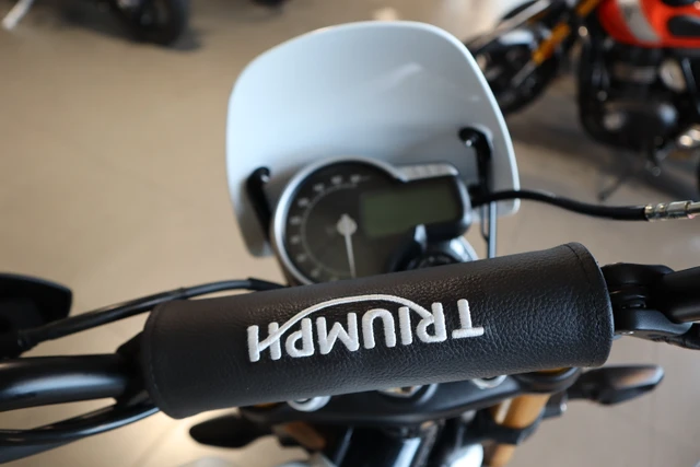 2026 Triumph, dovoz Kanada — foto 2 z 5