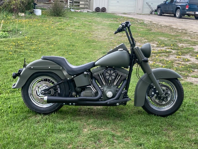 2000 Harley-Davidson, červená, 110 km, dovoz Kanada — foto 4 z 5