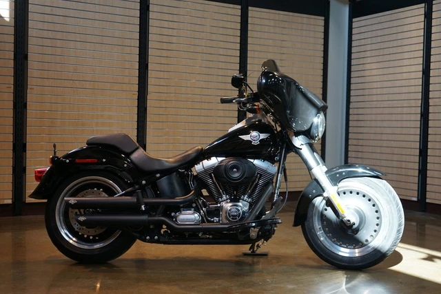 2013 Harley-Davidson, 35 506 km, dovoz Kanada — foto 2 z 5