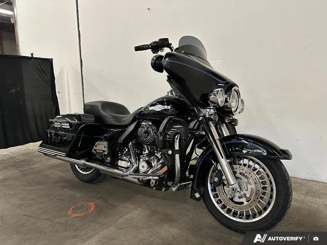 2009 Harley-Davidson, 70 000 km, dovoz Kanada — foto 4 z 5