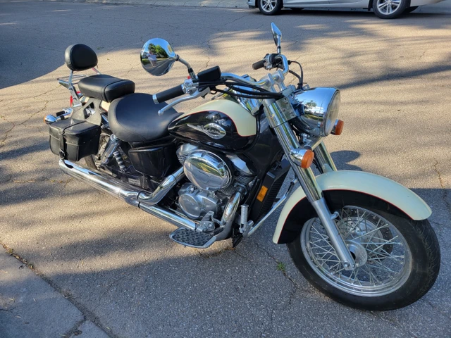 2001 Honda, 29 881 km, dovoz Kanada — foto 2 z 5
