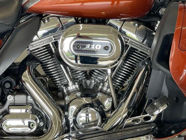 2014 Harley-Davidson, 49 957 km, dovoz Kanada — foto 4 z 5