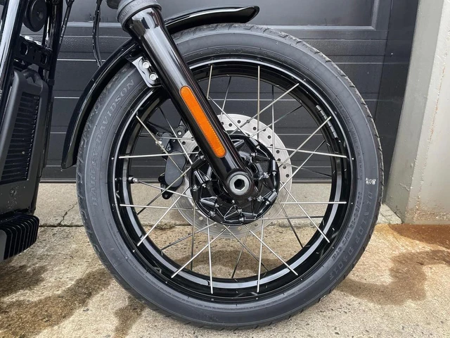 2026 Harley-Davidson, 12 km, dovoz Kanada — foto 5 z 5