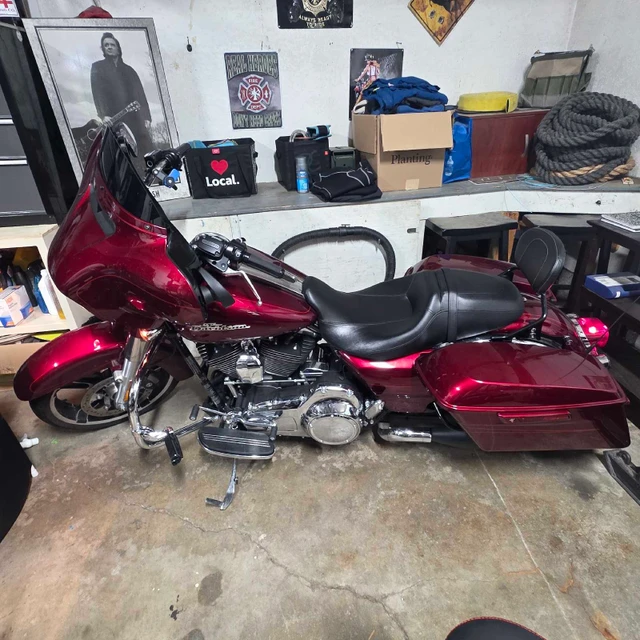 2016 Harley-Davidson, 12 050 km, dovoz Kanada — foto 3 z 3