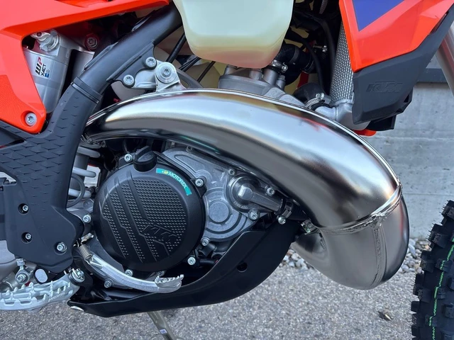 2026 KTM, 12 km, dovoz Kanada — foto 3 z 5